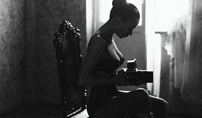 Каждый день удивляешься тому, что самые достойные из людей – одиноки…