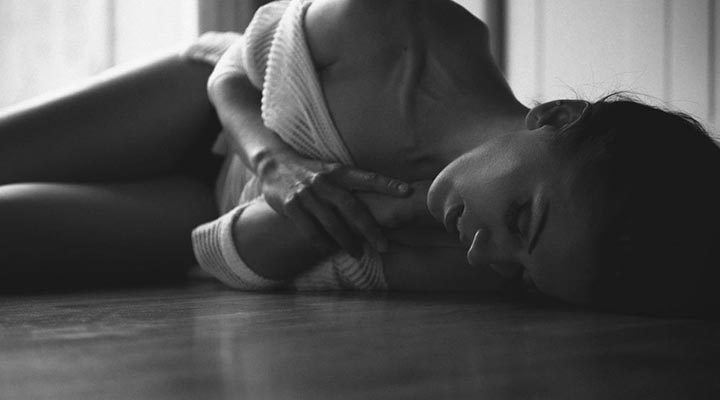 Признак человека, который плюет в колодец и снова приходит пить