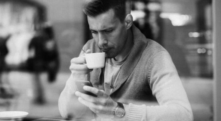 Как мужчина переписывается с женщиной, которая ему действительно нравится