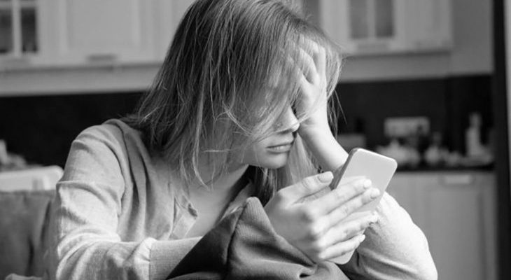 Нельзя звонить по делам после 9 вечера и беспокоить в выходные