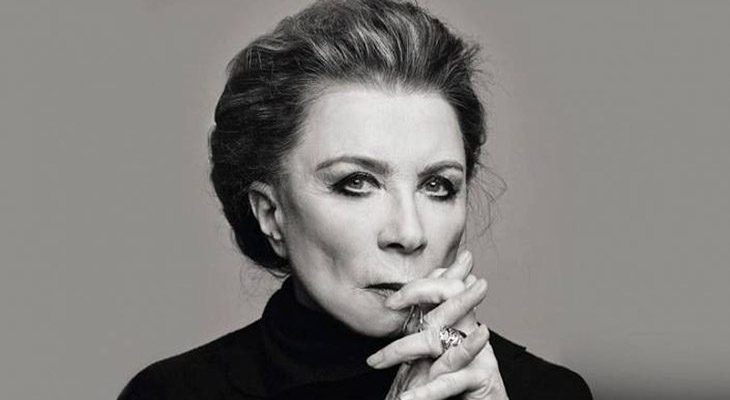 Алла Демидова