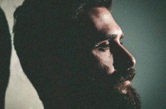 6 способов правильно вести себя с мужчиной, если он долго молчит