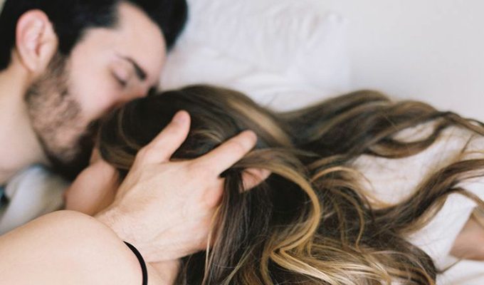 10 верных признаков, что мужчина будет любить вас всегда