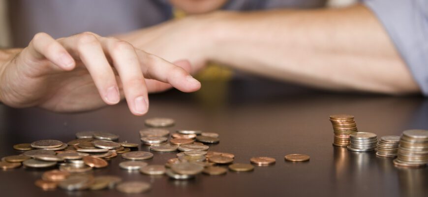 6 очевидных признаков мелочного мужчины, с которым не стоит тратить время
