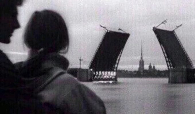 Если двум людям суждено быть вместе — судьба обязательно сведёт их снова