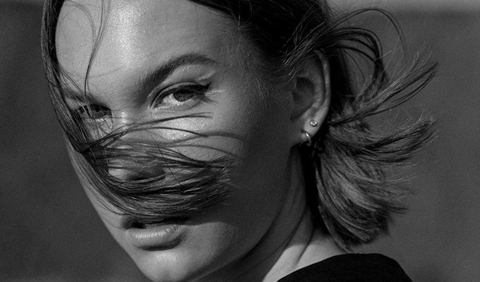 Когда женщина уходит — это не внезапность, а результат молчаливых лет